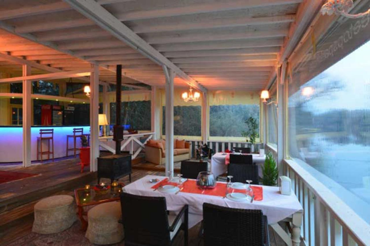 Treetops Park Hotel Шиле Экстерьер фото